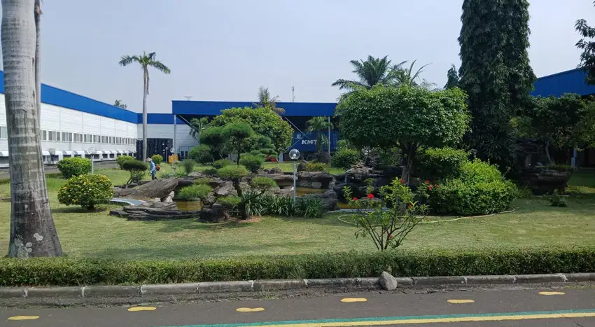 Di sewa gudang / pabrik luas 3,5 ha / 35000 m2 di medan satria bekasi