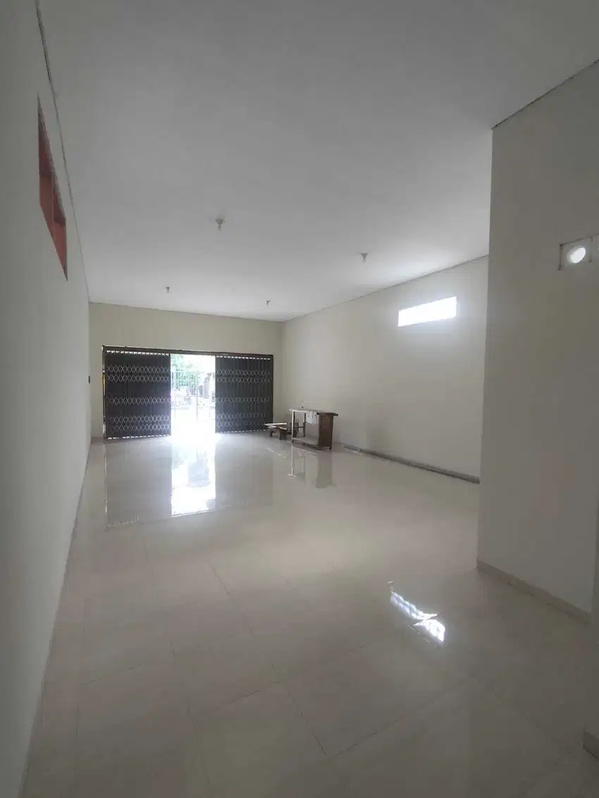 Jual Tempat Usaha Wilayah Bubutan dekat Arjuno Diponegoro Blauran