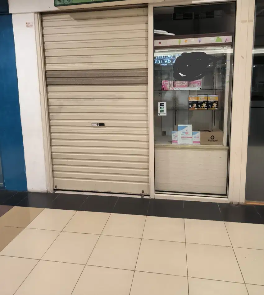 Dijual stand Di ptc lantai dasar bisa untuk usaha aksesoris mainan