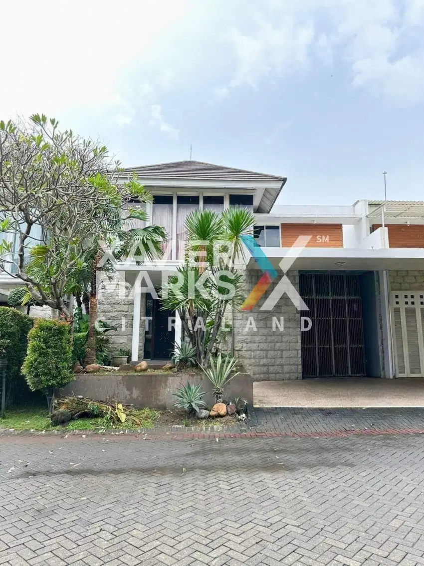 Rumah Royal Park, Citraland Bangunan 2 Lantai Modern