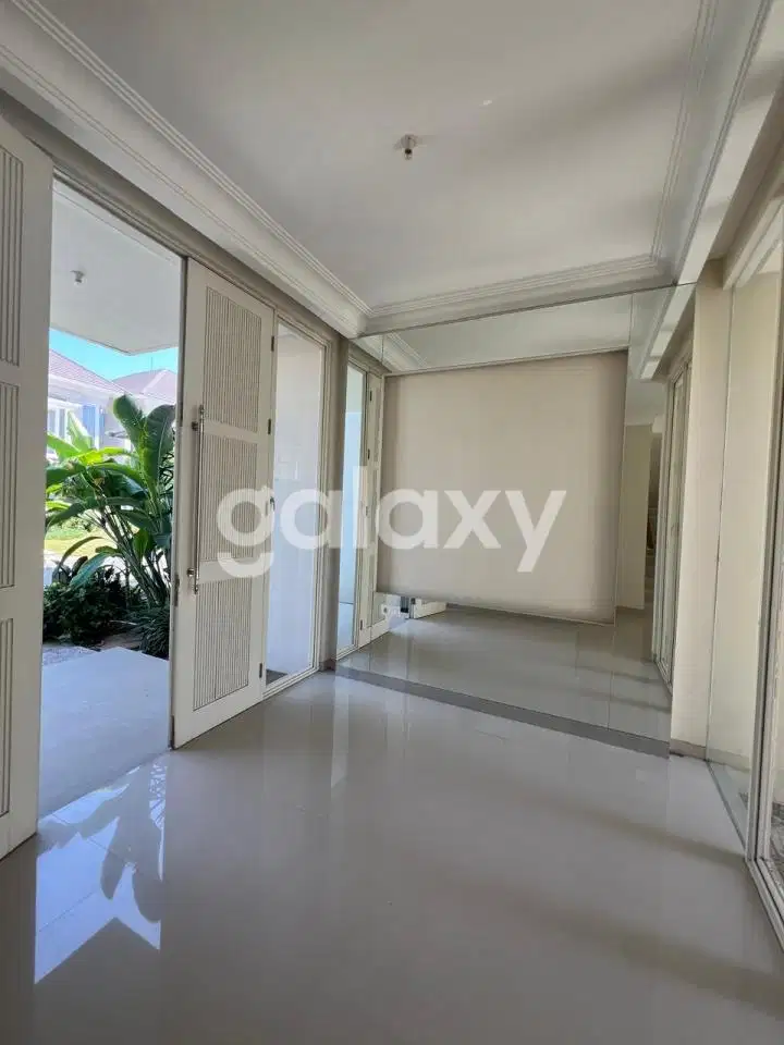 RUMAH SIAP HUNI IMPERIAL BEACH PAKUWON CITY