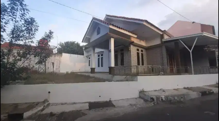 Puri Tamansari Jalan Perjuangan