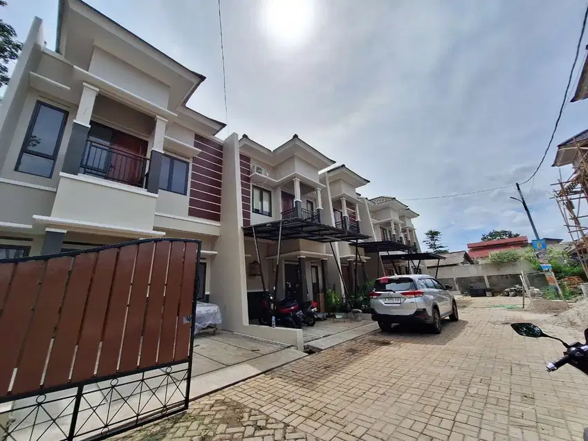 S655.Rumah 2lantai Minimalis Modern Dekat Kantor walkota Tangerang