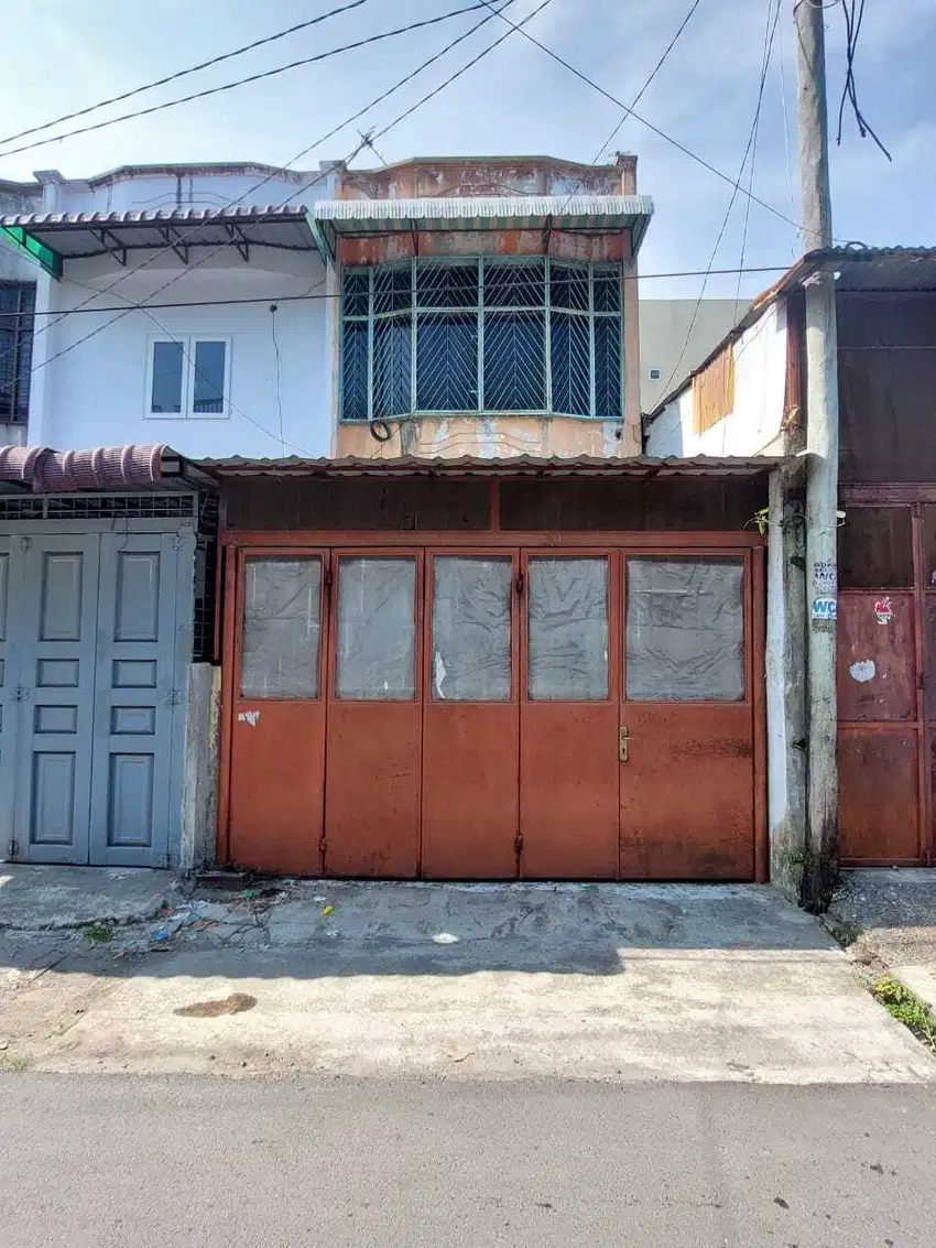 Dijual rumah townhouse jalan pukat 3 - daerah mandala aksara pancing