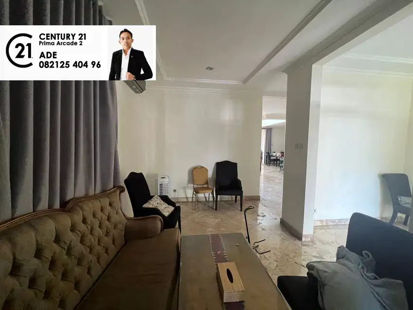 Rumah Dg Taman Pribadi untuk Santai di Graha Taman Bintaro RR-16061