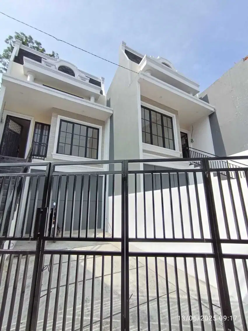 Dijual Rumah Strategis Cimahi Nyaman Adem Bandung