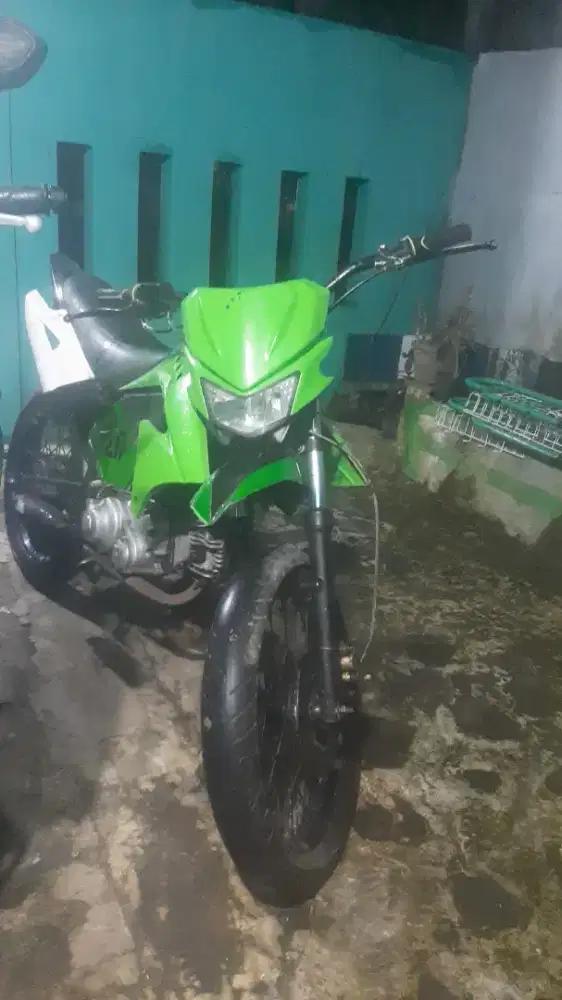 Jual yupiter z sudah modifikasi trail