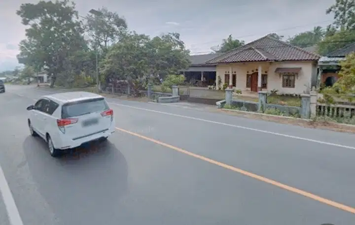 BELI TANAH 595M BONUS RUMAH MEWAH SOROPADAN JL. RY MAGELANG SEMARANG