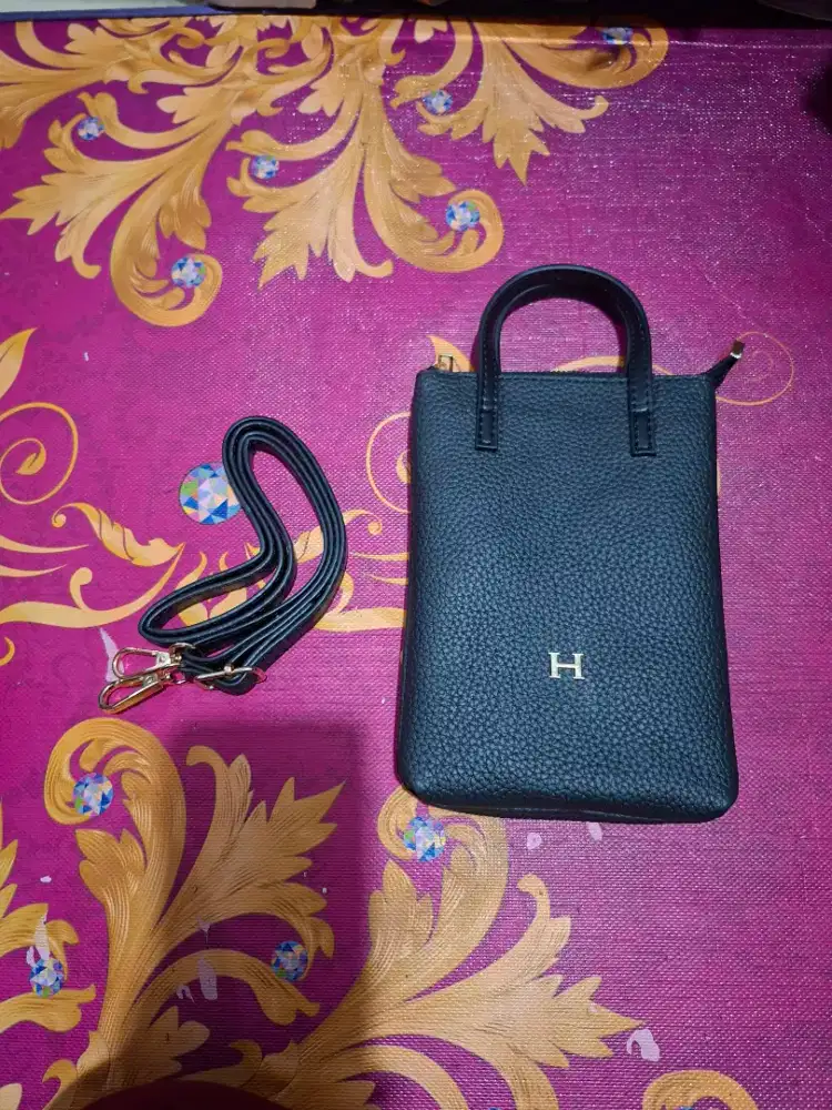 Tas hp merek hermes