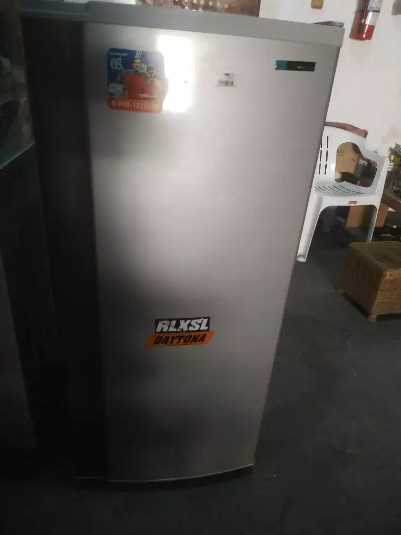 Kulkas Sharp 1 pintu