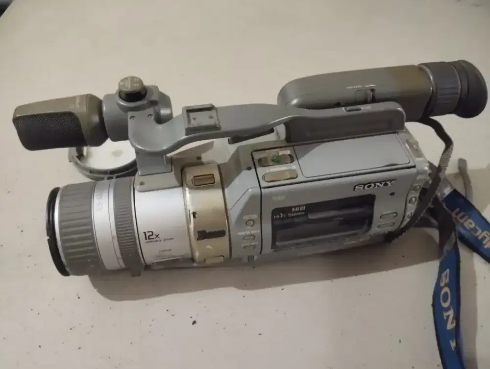HANDYCAM PRO VIDEO Hi8 SONY