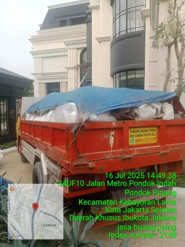 Buang puing dan urugan