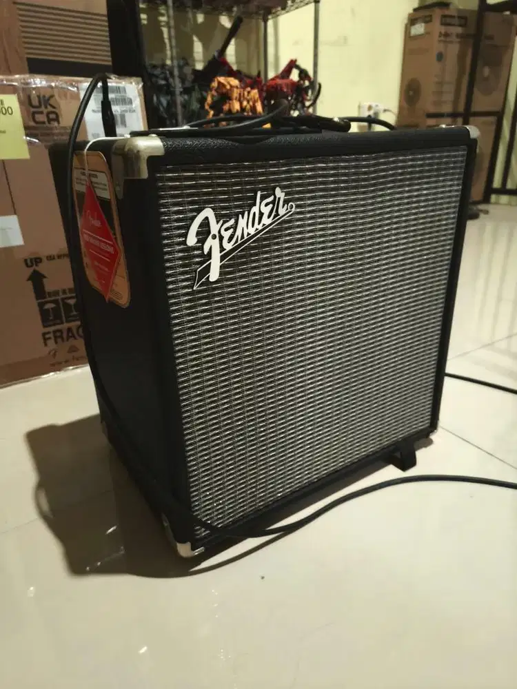 Amplifier Speaker Bass Fender Rumble 25