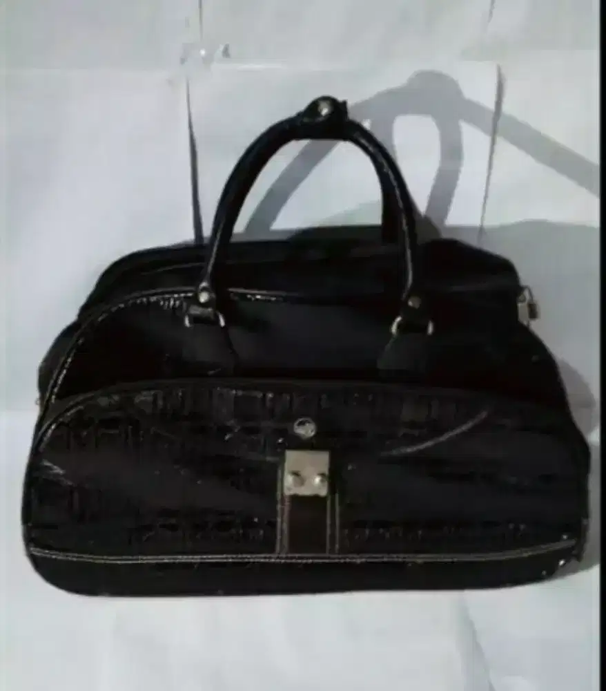 Traller Bag
LACOSTA
Matte