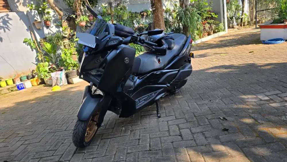 Yamaha X-Max 2023