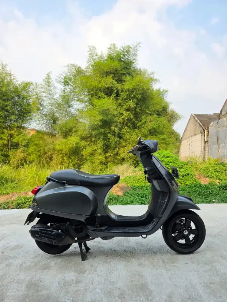 Vespa S 125 Grey 2018