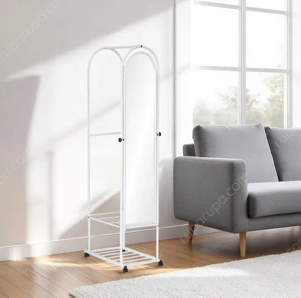 Preloved cermin lantai / standing mirror Informa