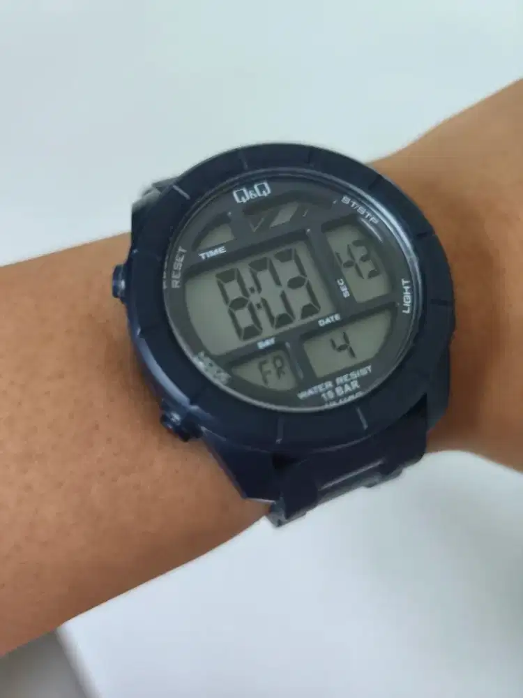 Jam pria bekas seken QQ Q&Q M123 normal semua berfungsi siap pakai