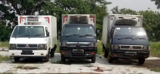 sewa mobil box berpendingin/chiller dan kering