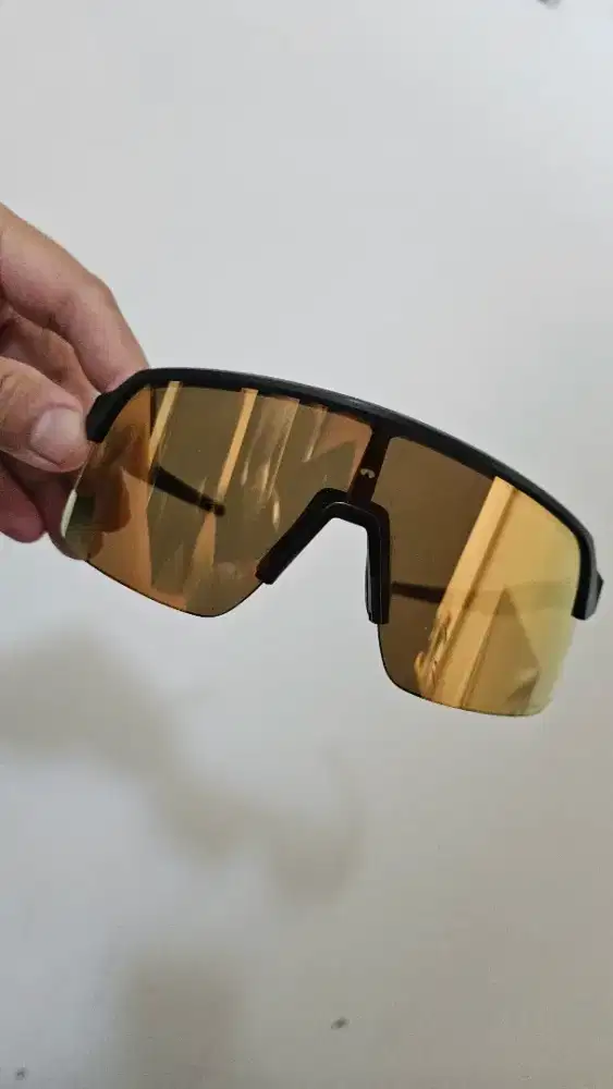 Kacamata Oakley Sutro Lite Original