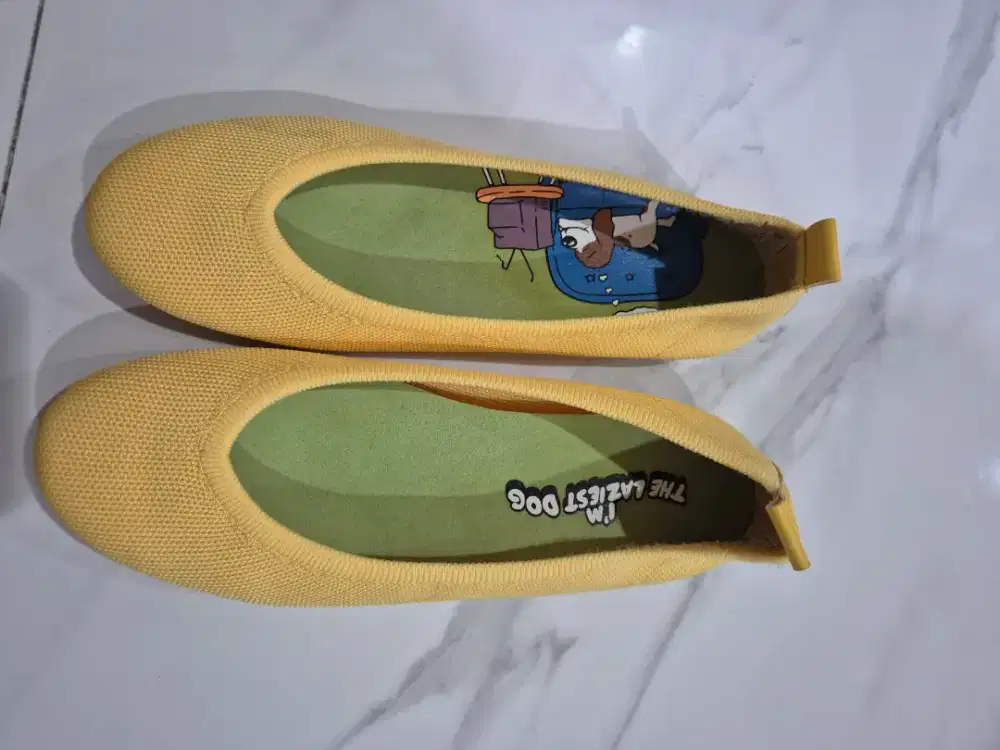 Sepatu hush pupies ory