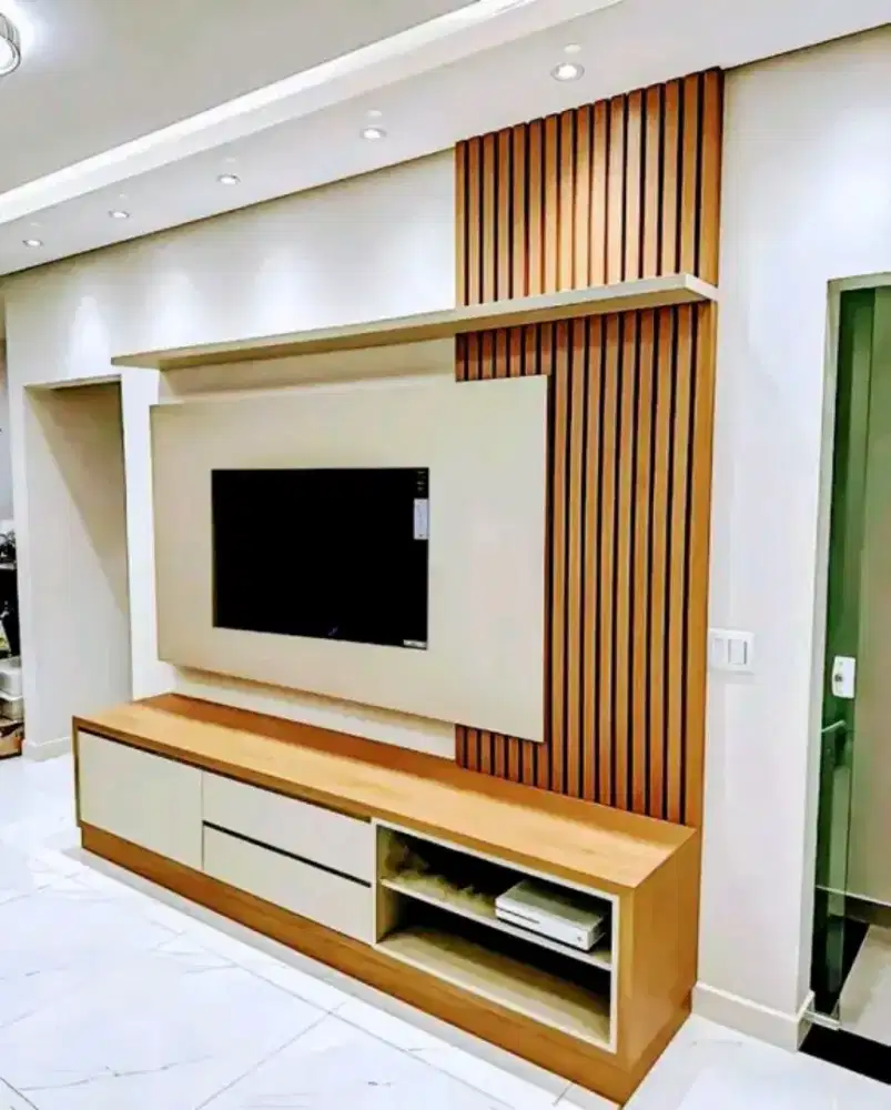 Backdrop tv minimalis