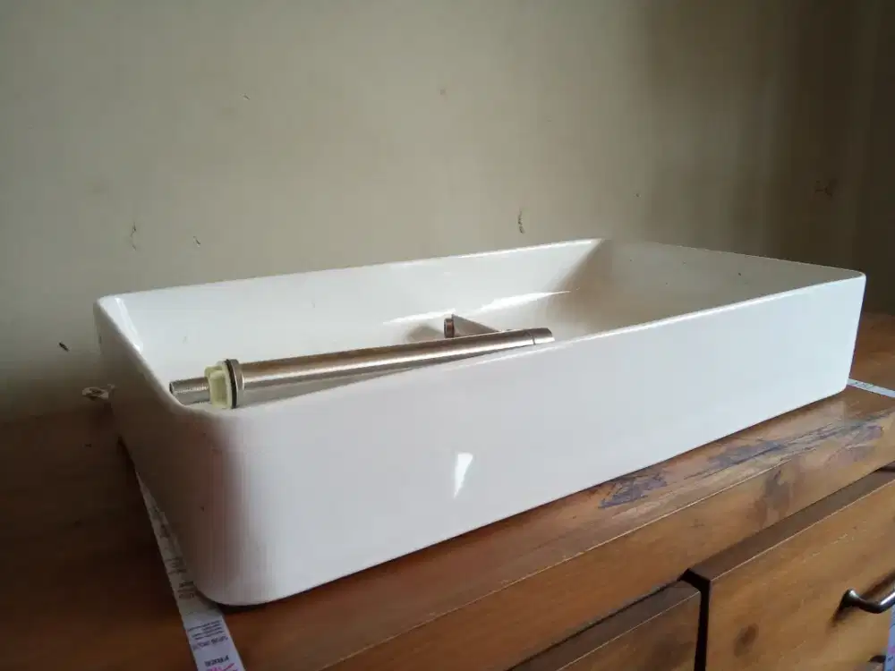 Wastafel minimalis modern