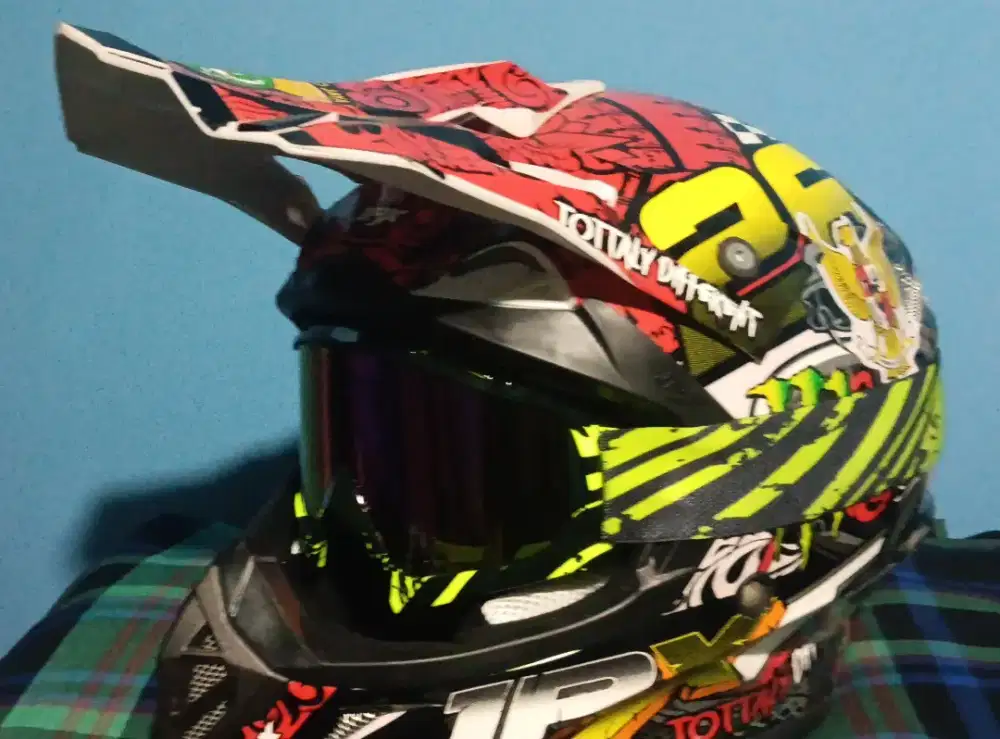 Helm JPX CROSS full kacamata