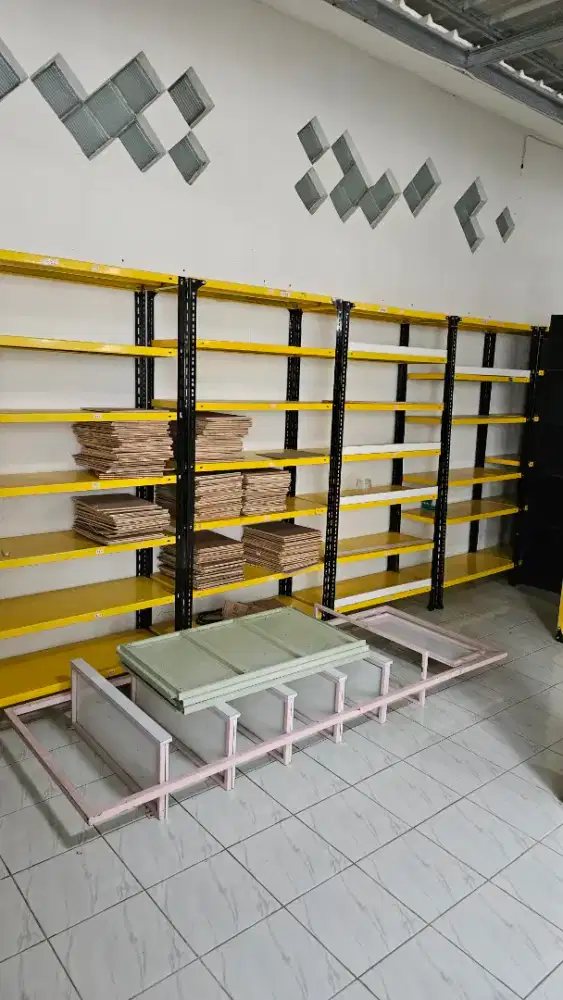 DI JUAL MURAH RAK BESI / RAK BUKU