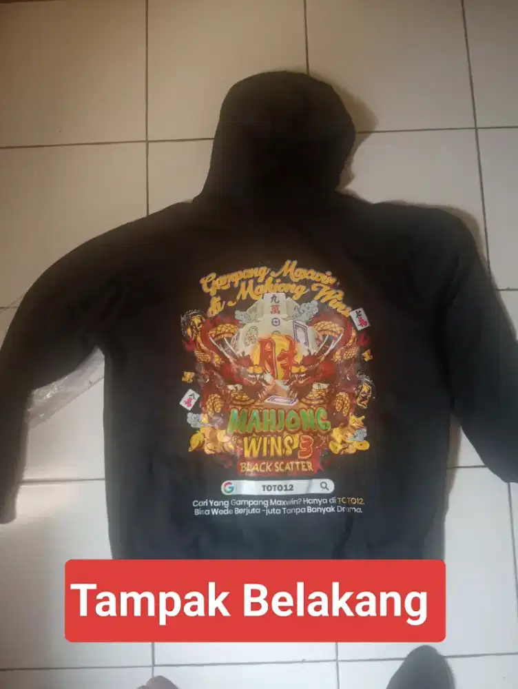 Sweater Mahjong Hadiah Dari WEB Masih Baru
