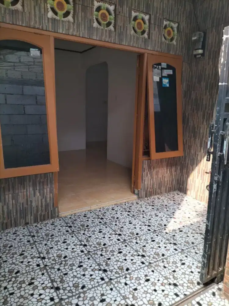 Dijual Rumah 250juta nett Dekat St. Depok Lama