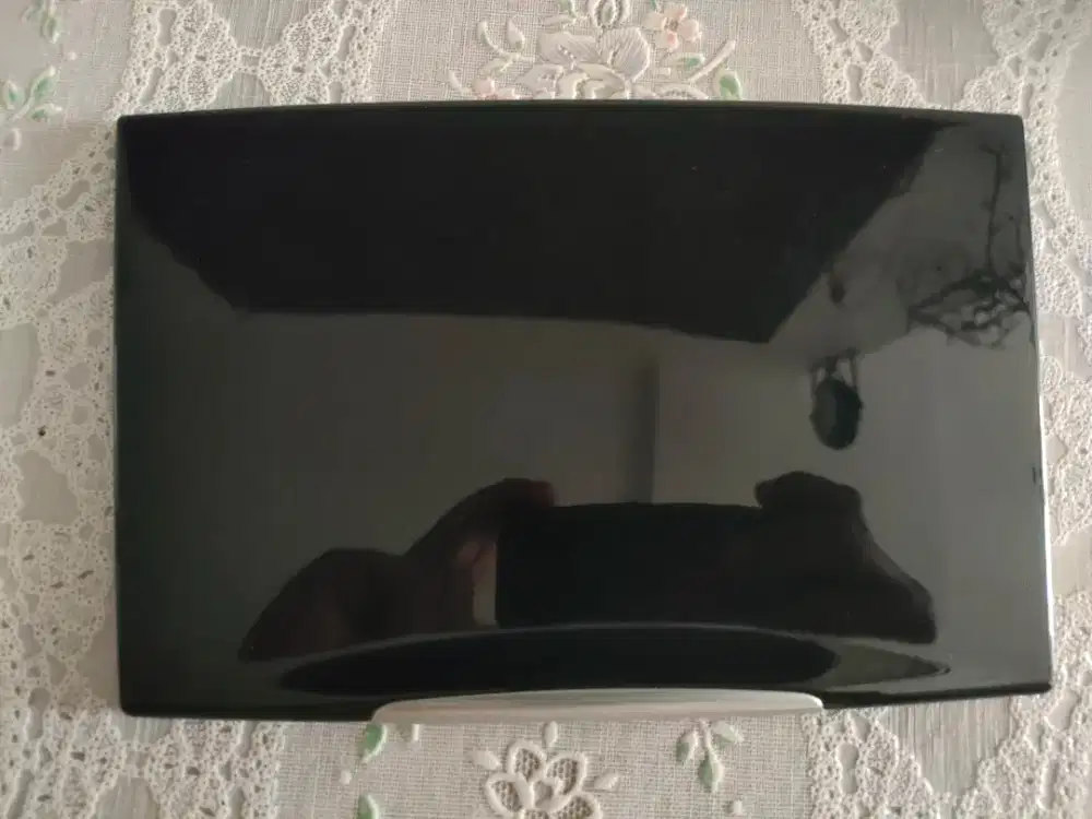 Tutup laci sleding bawah mercy E 300 2015