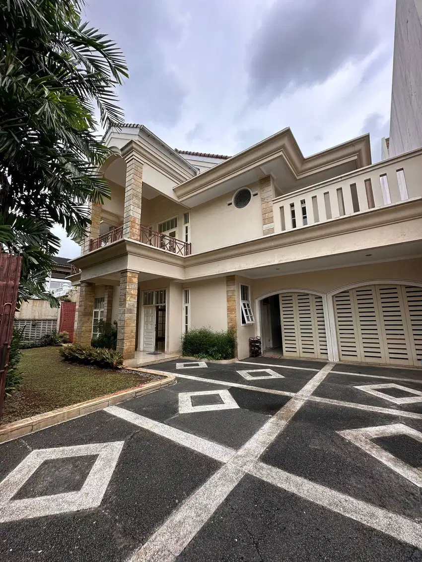 Dijual Rumah Lokasi Elit Bukit Hijau Pondok Indah