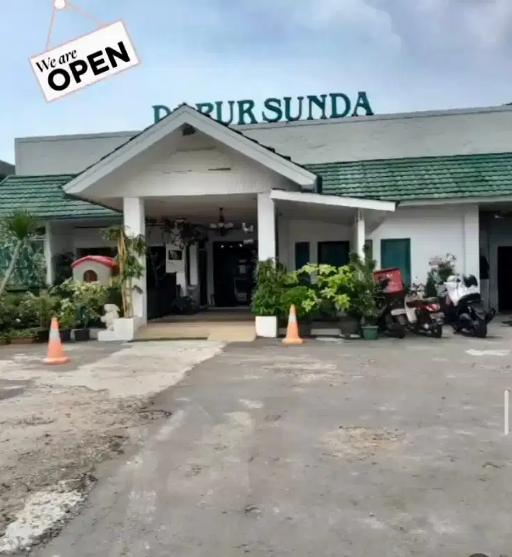 CIPETE RAYA COMERCIAL EX DAPUR SUNDA  COCOK UNTUK  RESTO DAN USAHA