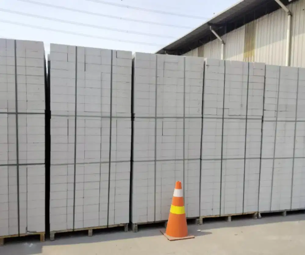 BATA RINGAN STANDAR AAC-SNI