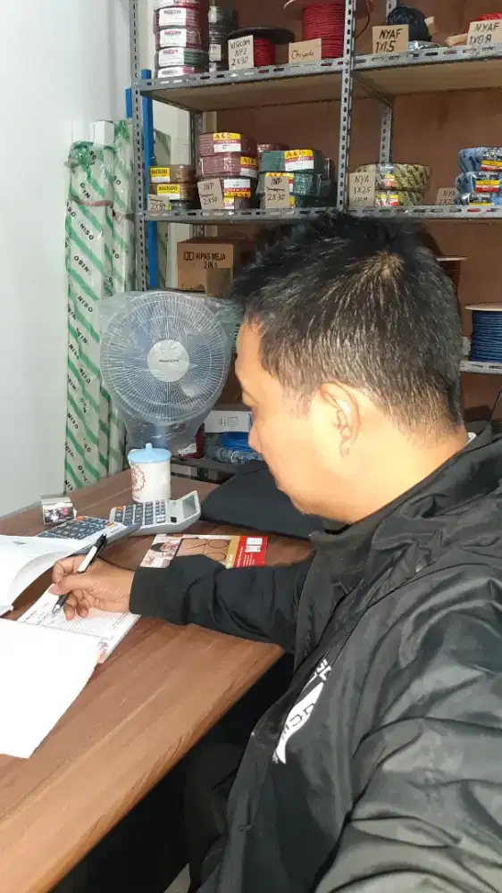 Mencari pekerjaan salesman/SPV