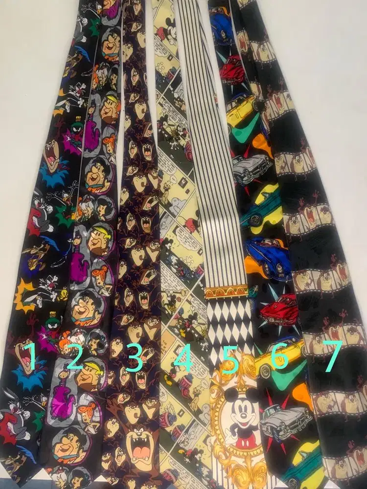 Dasi-Dasi Brand Ternama