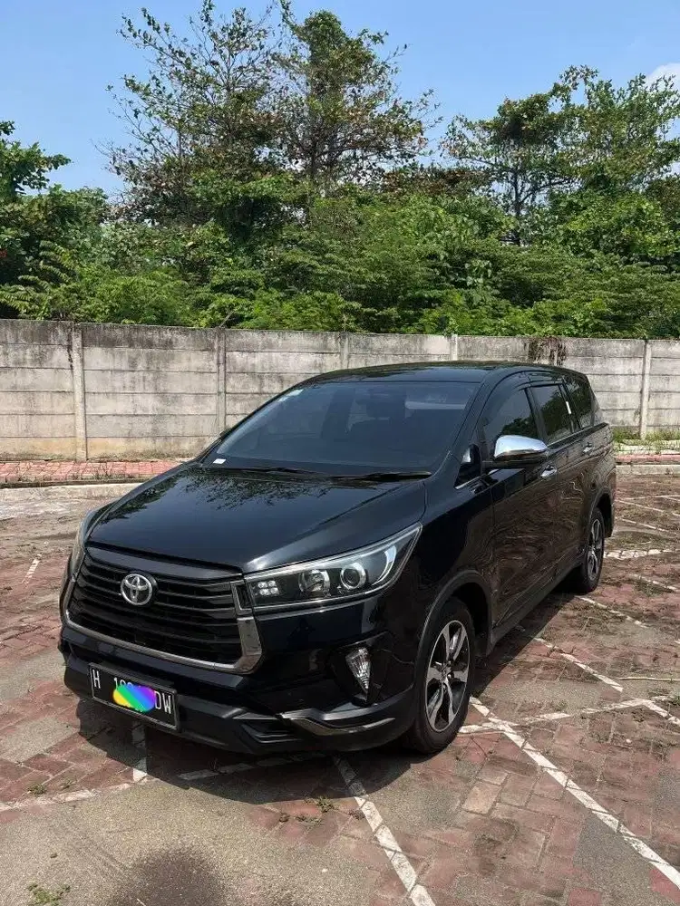 Innova Venturer Diesel Matic 2021