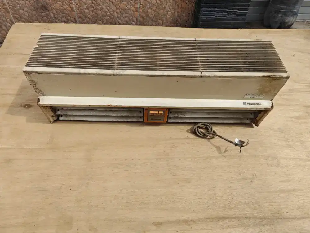 Air curtain (tirai udara) merek National