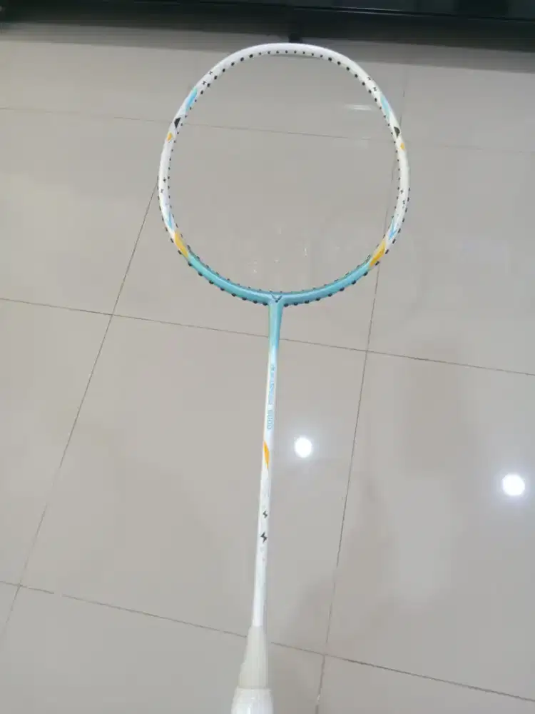 Raket Badminton Victor AuraSpeed 8000