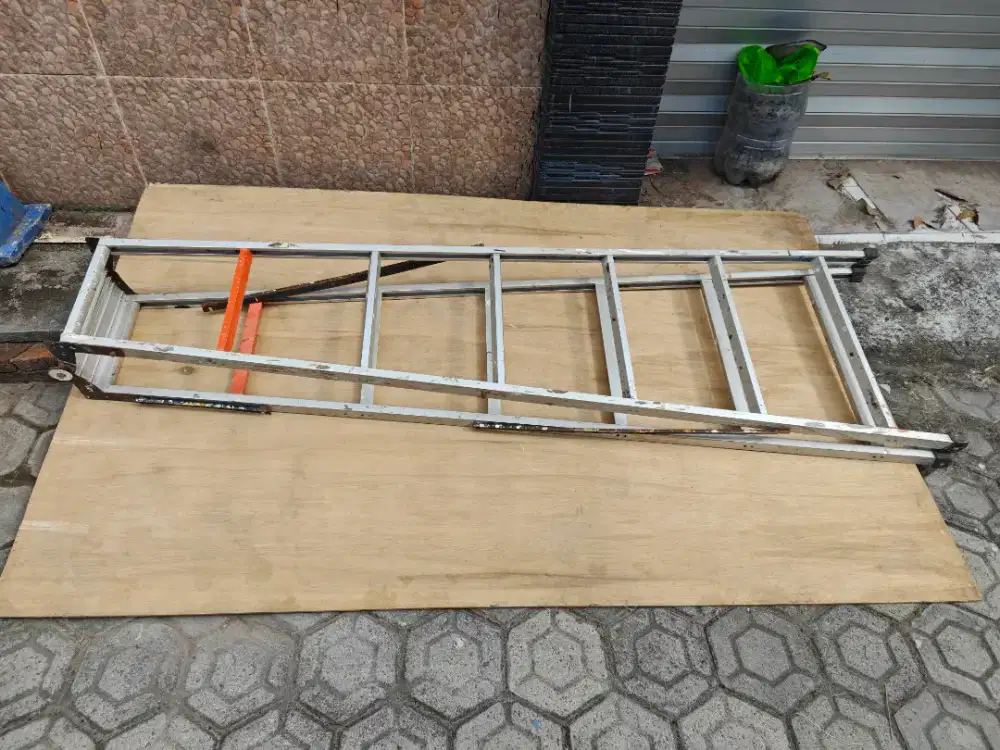 Tangga almunium 2.5m kuat & kokoh