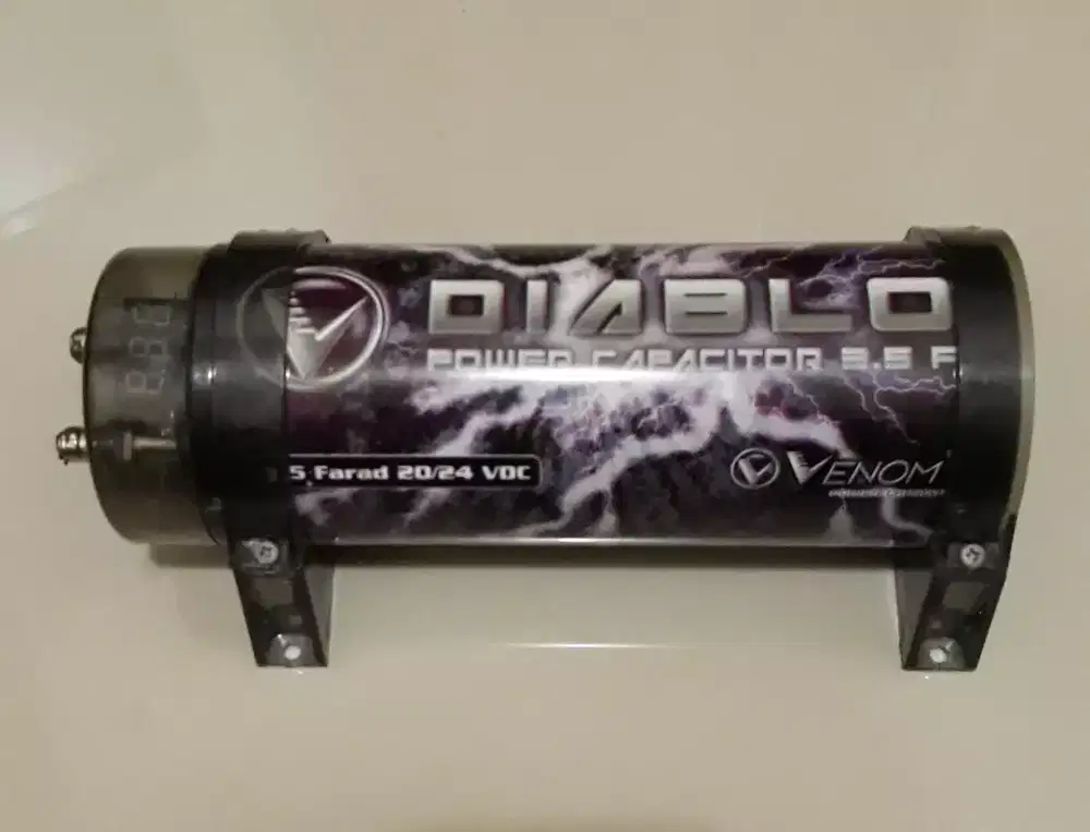 POWER CAPACITOR VENOM DIABLO VC 3.5F DIGITAL DISPLAY