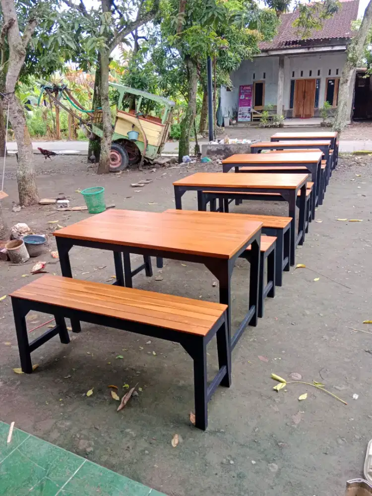 Meja kursi caffe warung makan angkringan warmindo