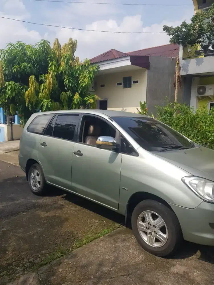 Jual Innova tahun 2006 bensi AT
