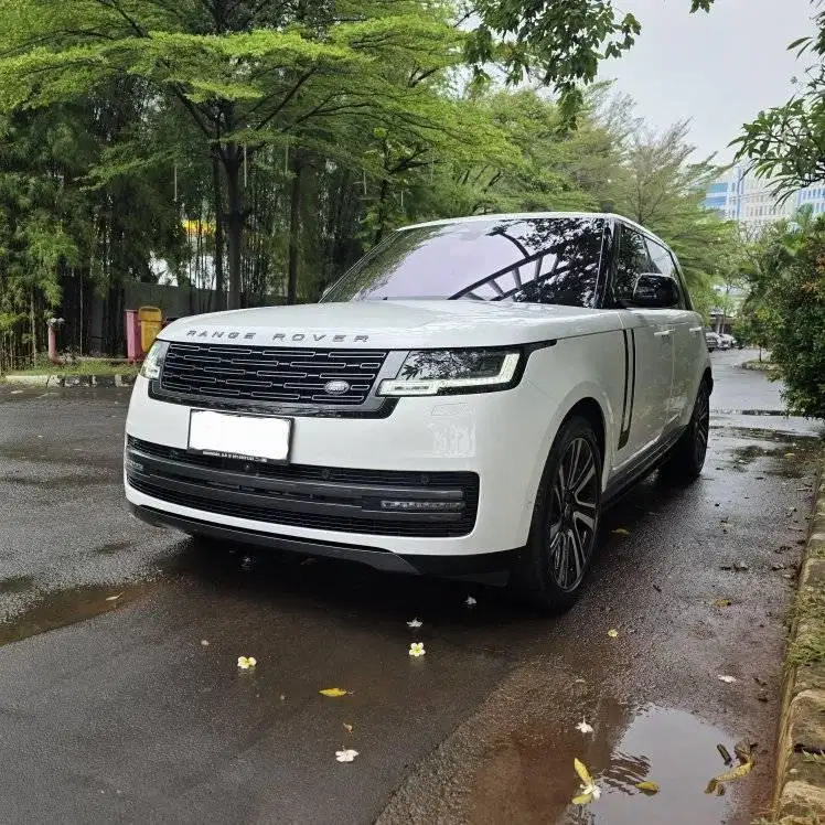 2023 Range Rover Vogue Autobiography Hybrid PHEV LWB ATPM Warranty