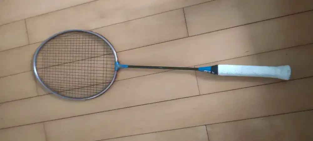 Raket Koleksi Nostagia Carbonex 8 dan 9