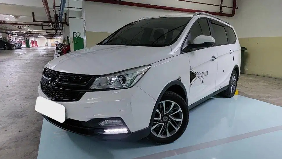 Wuling Cortez  1.5 CT Lux Bensin-AT 2020 Putih