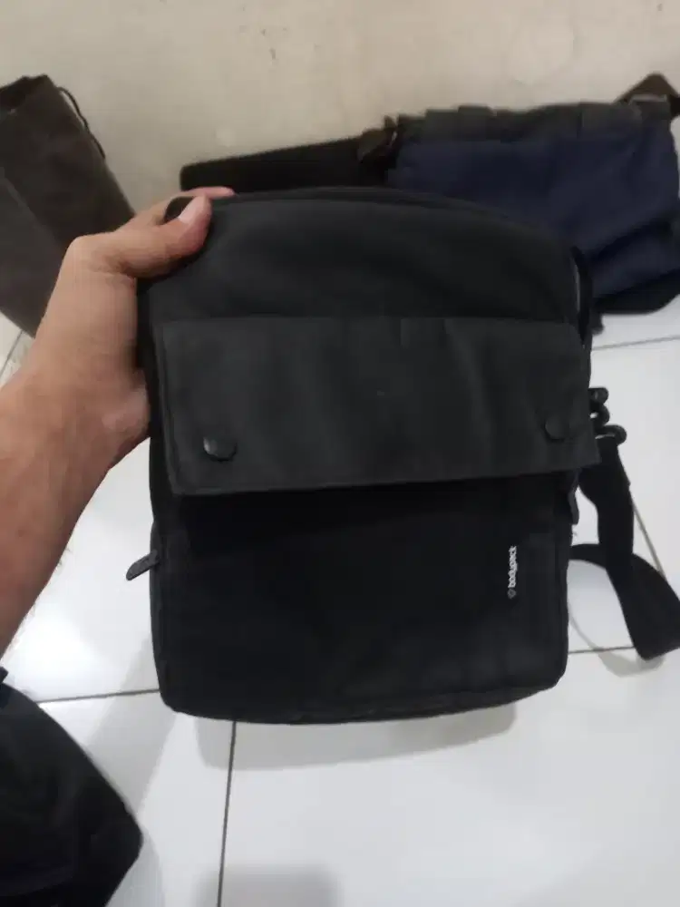 Tas kantor / kanvas pria cocok untuk ngantor dan  kanvasing