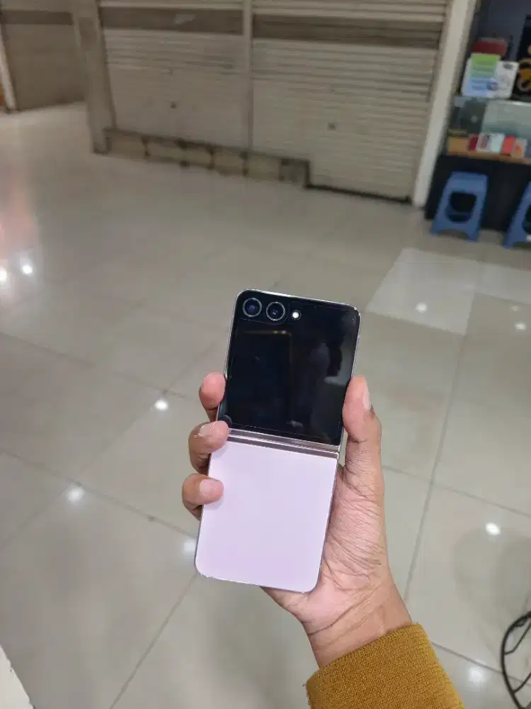 Samsung Z Flip 5 5G 8/512Gb Fullset Ori