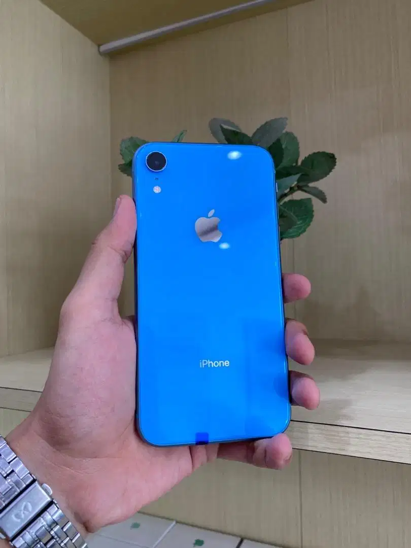 IPHONE XR 128 SEC INTER